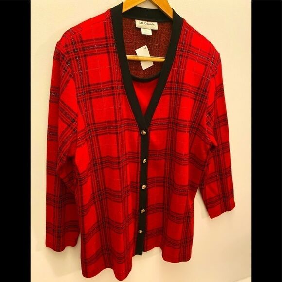 C.D Daniels Cardigan with build in tank - Picture 1 of 10